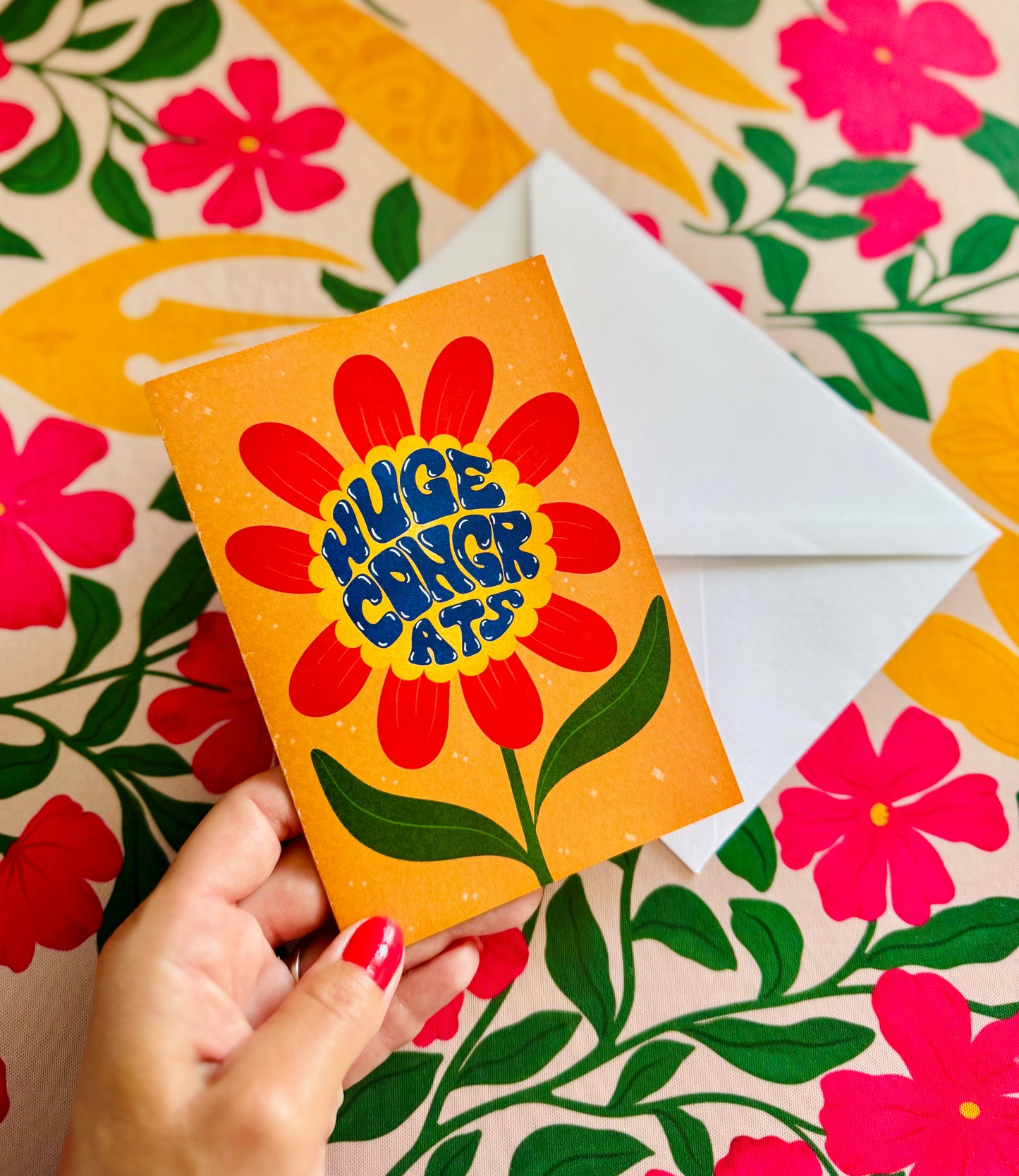 Huge Congrats Retro Flower Card