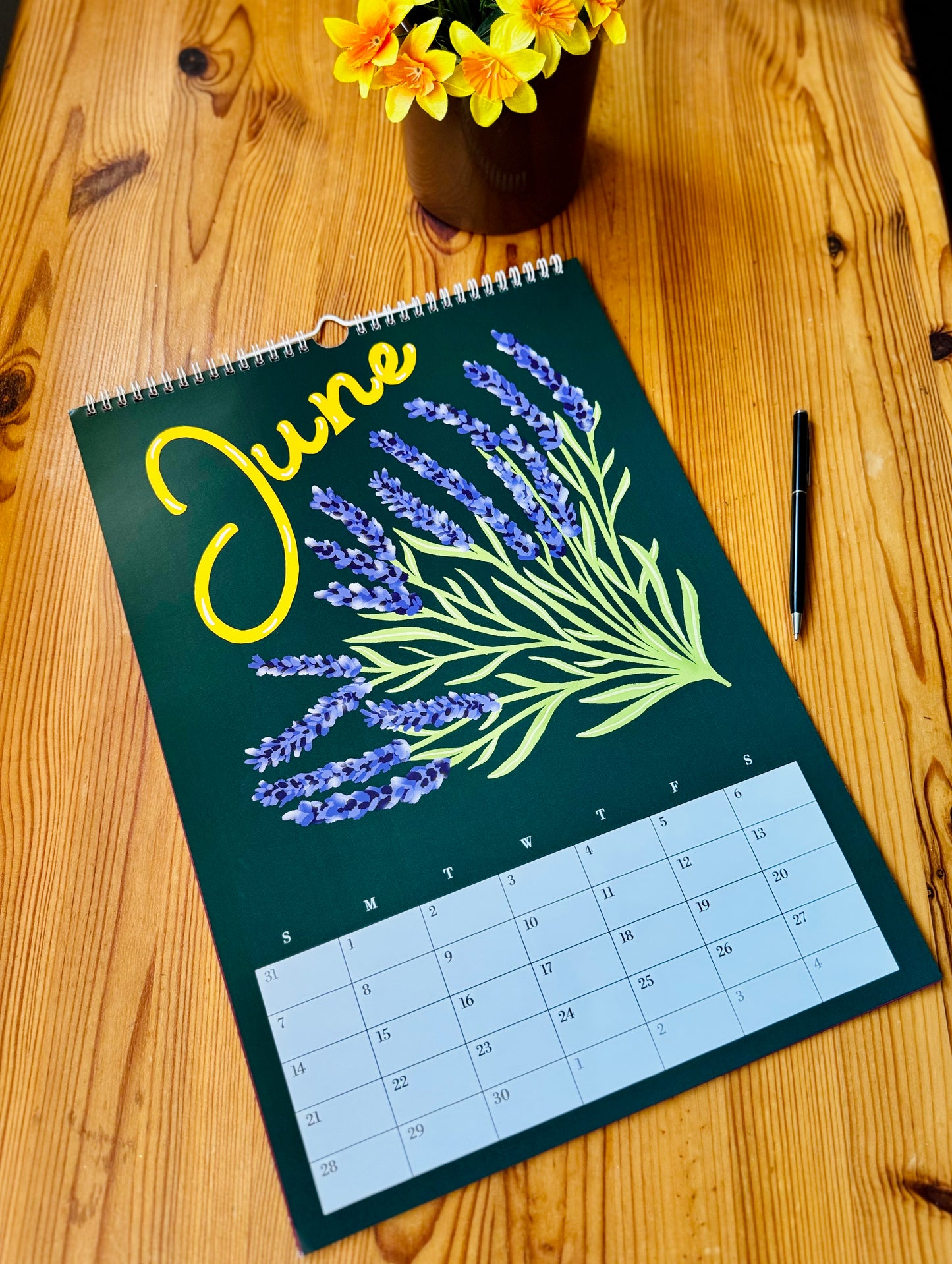 Botanical Floral Wall Calendar 2026 |Monthly Flower Illustrations | Gift for Gardener Friend or Mom