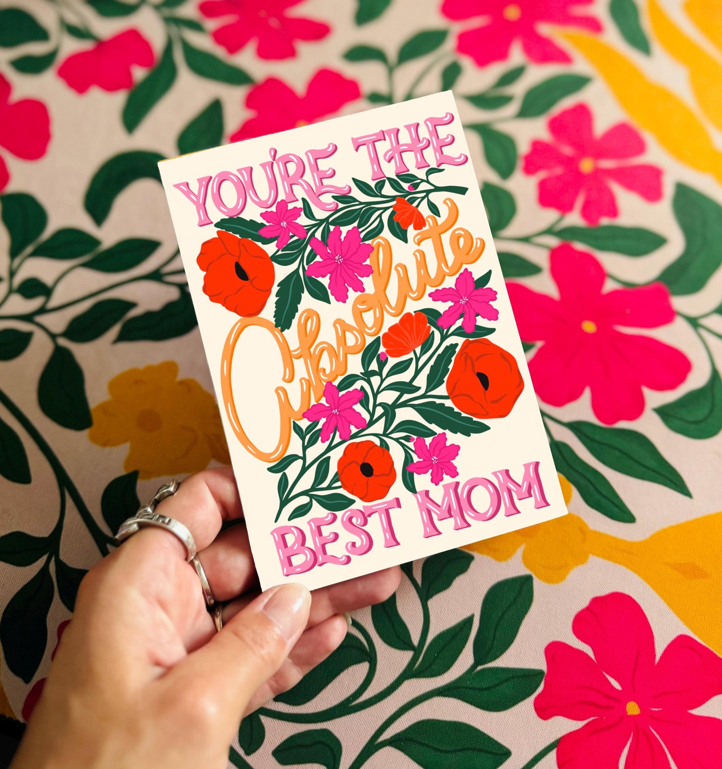 Personalised Best Mum Floral Card – Customised "You're The Absolute Best Mom" Mother’s Day Greeting Gift with Flowers Illustration